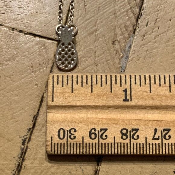 Dainty Pineapple Silver Necklace Choker - Picture 7 of 9